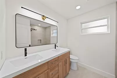10111 Kerrwood Lane, Houston, TX 77080 - Photo 24
