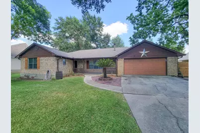10282 Valley Drive S, Willis, TX 77318 - Photo 2