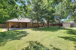 10282 Valley Dr S, Willis, TX 77318 - Photo 40