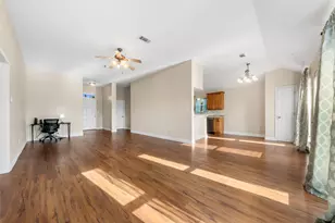 3460 Lake Arthur Dr, Port Arthur, TX 77642 - Photo 8