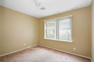 215 Cypress St, Lake Jackson, TX 77566 - Photo 18