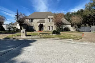 17518 Jackson Pines Dr, Houston, TX 77090 - Photo 2