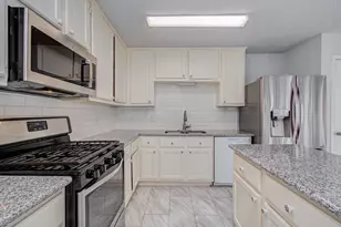 6823 Puerta Vista Ln, Houston, TX 77083 - Photo 24