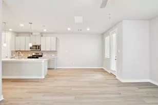 709 Sand Dollar Dr, Kemah, TX 77565 - Photo 4