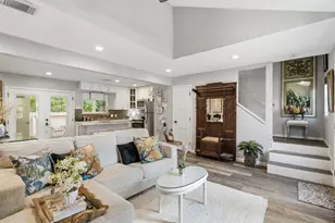 772 Worthshire St, Houston, TX 77008 - Photo 2