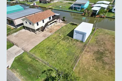 763 County Road 209, Sargent, TX 77414 - Photo 1