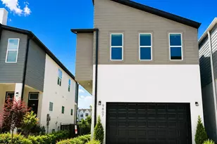 9807 Hope Hbr Ln, Houston, TX 77080 - Photo 1