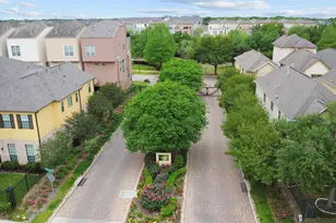 9133 Creekstone Lake Dr, Houston, TX 77054 - Photo 32