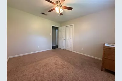 584 Elm Street, Prairie View, TX 77484 - Photo 14