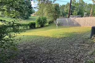 584 Elm St, Prairie View, TX 77484 - Photo 8