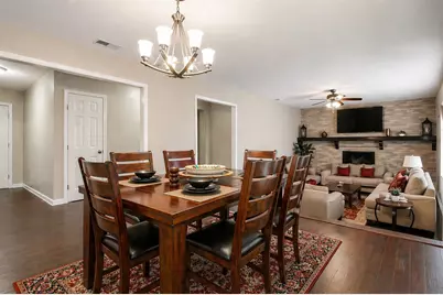 584 Elm Street, Prairie View, TX 77484 - Photo 6