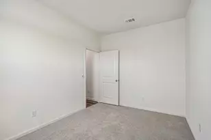 10212 California Lily Ln, Houston, TX 77016 - Photo 14