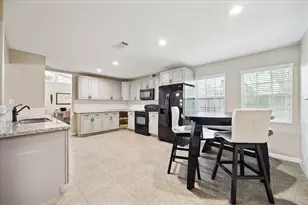 1515 Durango Dr, Houston, TX 77055 - Photo 6