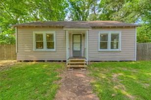 605 Arvon St, Cleveland, TX 77327 - Photo 1
