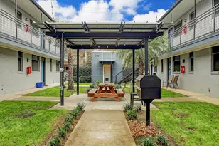 405 Hawthorne St, Houston, TX 77006 - Photo 8