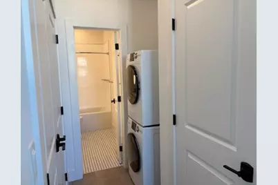 2102 Mechanic Street #104, Galveston, TX 77550 - Photo 8