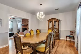 1928 Greentree Dr, Huntsville, TX 77340 - Photo 10