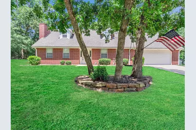 1928 Greentree Drive, Huntsville, TX 77340 - Photo 2