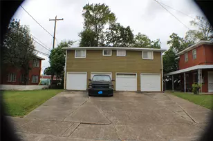 7444 Edna St, Houston, TX 77087 - Photo 2
