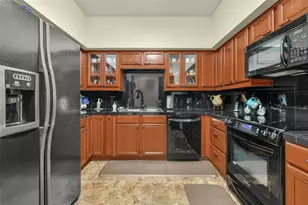 15 Greenway Plz, Houston, TX 77046 - Photo 6
