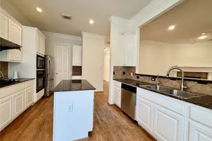 2806 Briarhurst Park, Houston, TX 77057 - Photo 10