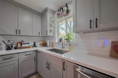 1941 Heights Drive, Katy, TX 77493 - Photo 4