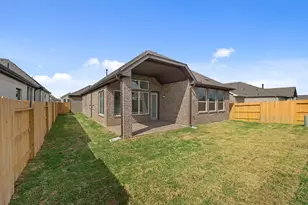 2402 Garden Arbor, Tomball, TX 77375 - Photo 14