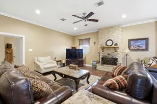 4350 Skylane Dr, Beach City, TX 77523 - Photo 6