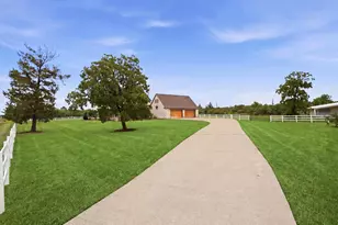 4350 Skylane Dr, Beach City, TX 77523 - Photo 2