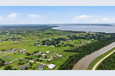 4350 Skylane Drive, Beach City, TX 77523 - Photo 36