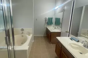 7814 Log Hollow Dr, Houston, TX 77040 - Photo 14