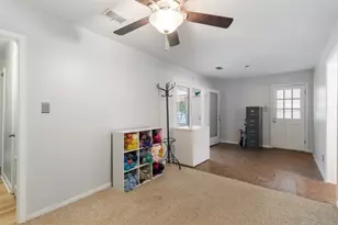 4200 Woody Ln, Bryan, TX 77803 - Photo 22