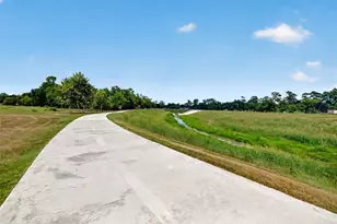 5906 Par Four Dr, Houston, TX 77088 - Photo 42