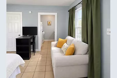 3126 Webster Street #10, Houston, TX 77004 - Photo 6