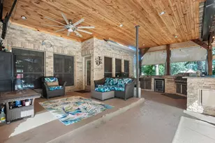 218 Lago Trace Dr, Huffman, TX 77336 - Photo 36