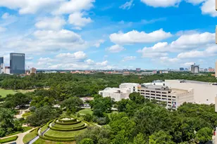 1400 Hermann Dr, Houston, TX 77004 - Photo 20