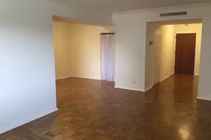 1400 Hermann Dr, Houston, TX 77004 - Photo 18