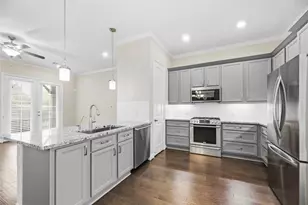 11006 Joedell Ln, Houston, TX 77043 - Photo 16
