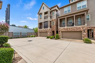 11006 Joedell Ln, Houston, TX 77043 - Photo 2