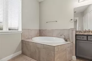 11006 Joedell Ln, Houston, TX 77043 - Photo 36
