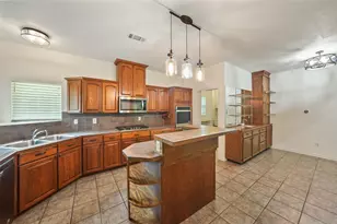 416 Augusta Dr, Huntsville, TX 77340 - Photo 10