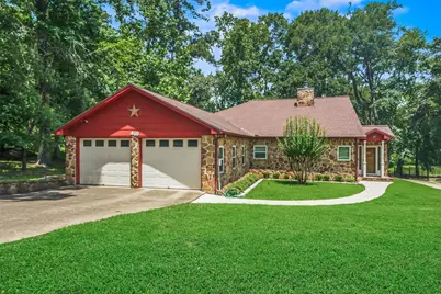 416 Augusta Drive, Huntsville, TX 77340 - Photo 1