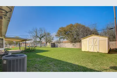 1510 W 11th Street, Freeport, TX 77541 - Photo 30
