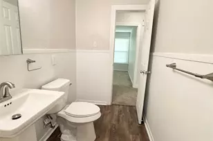 117 Oak Dr, Lake Jackson, TX 77566 - Photo 12