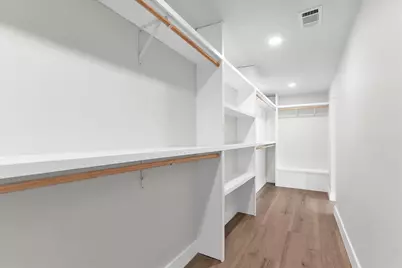 10722 Ella Lee Lane, Houston, TX 77042 - Photo 34