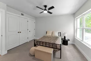 10722 Ella Lee Ln, Houston, TX 77042 - Photo 44