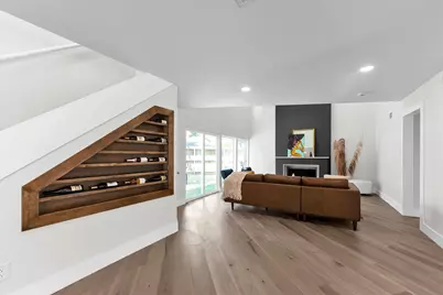 10722 Ella Lee Lane, Houston, TX 77042 - Photo 10