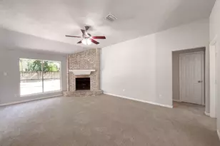 4911 Creek Shadows Dr, Houston, TX 77339 - Photo 6