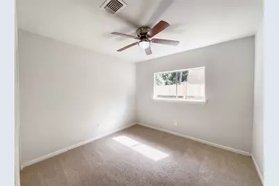 4911 Creek Shadows Drive, Houston, TX 77339 - Photo 10