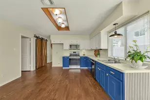 15711 Cavendish Dr, Houston, TX 77059 - Photo 10